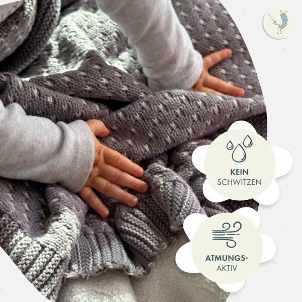 Babydecke aus 100% Baumwolle, grau gestrickt, 80x100 cm, Öko-Tex Standard 100, weiche Kuscheldecke in Geschenkverpackung, Schmusedecke für Junge & Mädchen, Erstausstattung Baby, Geschenk zur Geburt – Bild 2